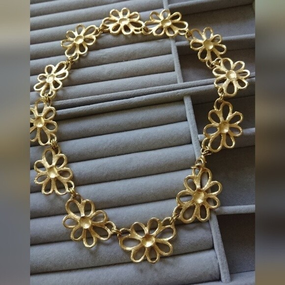 Gold tone Flower Design Runway Necklace - Picture 8 of 8